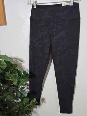 BCBGeneration Black Camo Womens Leggings Size Small NWT